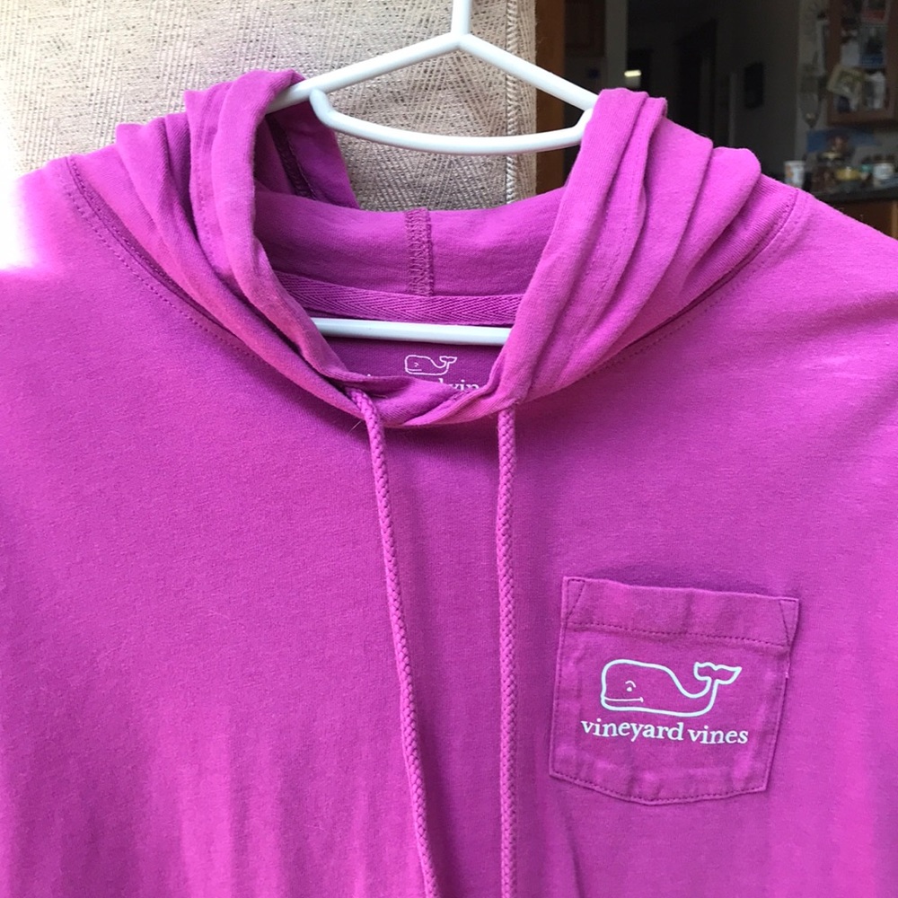 Vineyard Vines Long Sleeve Tee w/hoodie